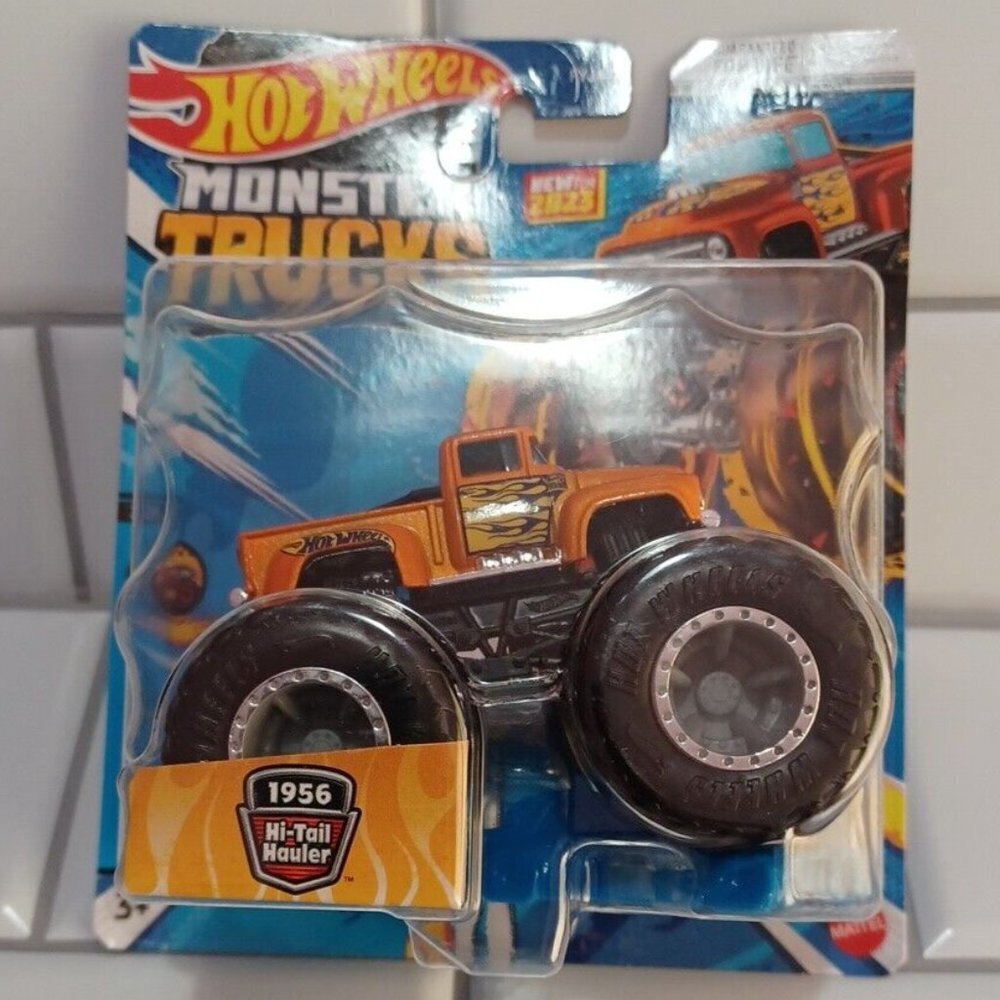 Hot Wheels 2023 Monster Trucks Crash Legends 2/5 1956 Hi-Tail Hauler